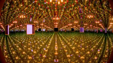 Yayoi Kusama: Infinity Mirrors