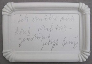 Joseph Beuys - ich ernähre mich durch Kraftvergeudung (I Nourish Myself through Waste of Energy), 1978, paper tray, inscribed, cardboard box