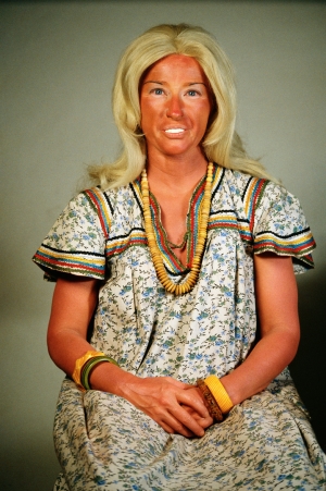 Cindy Sherman - Untitled #354, 2000, chromogenic color print