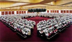 Andreas Gursky - Hong Kong Stock Exchange II, 1995