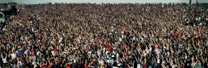 Andreas Gursky - Tote Hosen, 2000