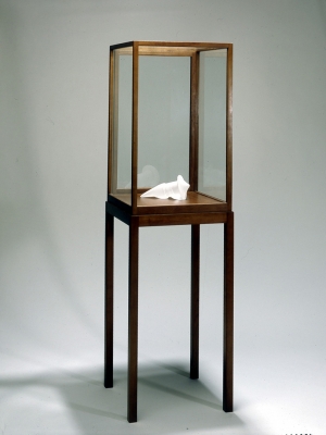 Sherrie Levine - Untitled (The Bachelors: &quot;Larbin&quot;), 1989, frosted glass and vitrine