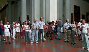 Thomas Struth - Audience 5 (Galleria Dell&#039;Accademia), Florenz, 2004, chromogenic print