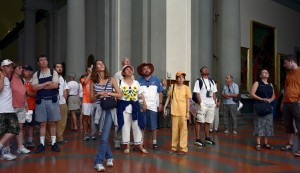 Thomas Struth - Audience 7 (Galleria Dell&#039;Accademia), Florenz, 2004, chromogenic print