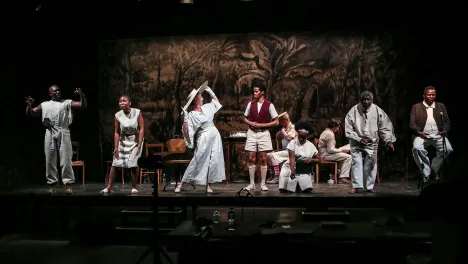 William Kentridge, And When He Returned, 2019. Hand-woven mohair tapestry. 118 x 187 in. (300 x 475 cm). Collection of the Artist. © William Kentridge; William Kentridge, Houseboy, 2021, production still. Adapted reading for stage of Ferdinand Oyono’s 1956 novel Houseboy.120 minutes. Photo Zivanai Matangi. Courtesy The Centre for the Less Good Idea and William Kentridge Studio.