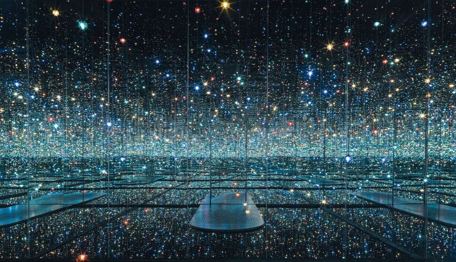 Infinity Mirror Room Art Installation